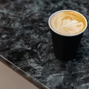 Кофейня формата кофе с собой 9/1/1 Coffee фото 1 на сайте MyBibirevo.ru