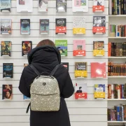 Книжный магазин Читай-город на улице Лескова фото 2 на сайте MyBibirevo.ru